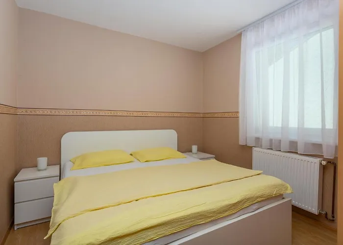 Stunning In With Wifi Apartment Dramalj